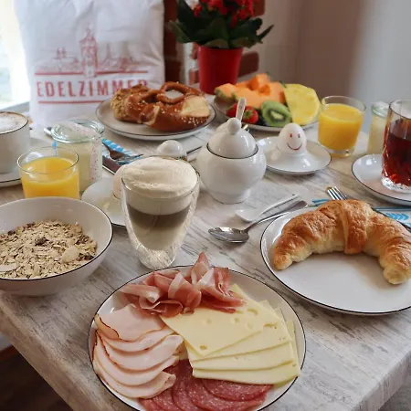 Apartament Gaestehaus Edelzimmer